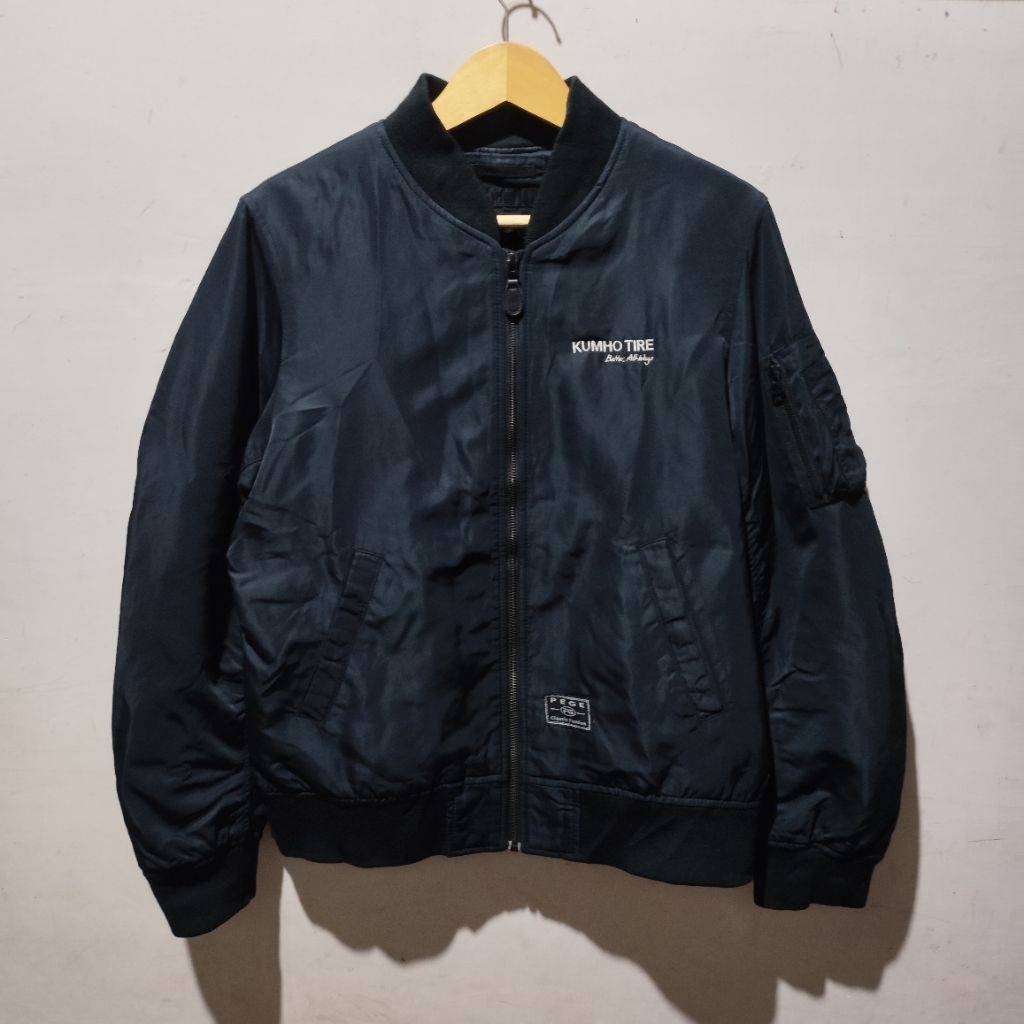 Uniqlo Bomber Second P66 LD122