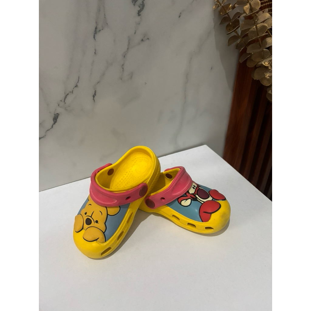 sandal crocs disney anak original second