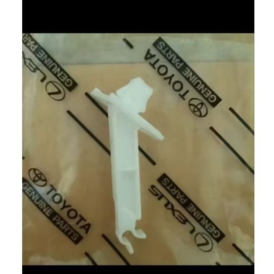 kancing penyangga tiang kap mesin grand avanza xenia