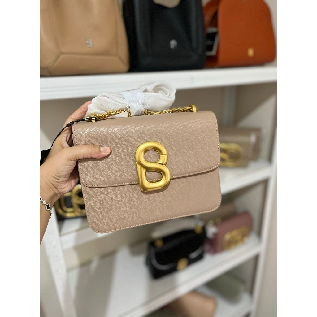 AUDREY SMALL ECRU BUTTONSCARVES