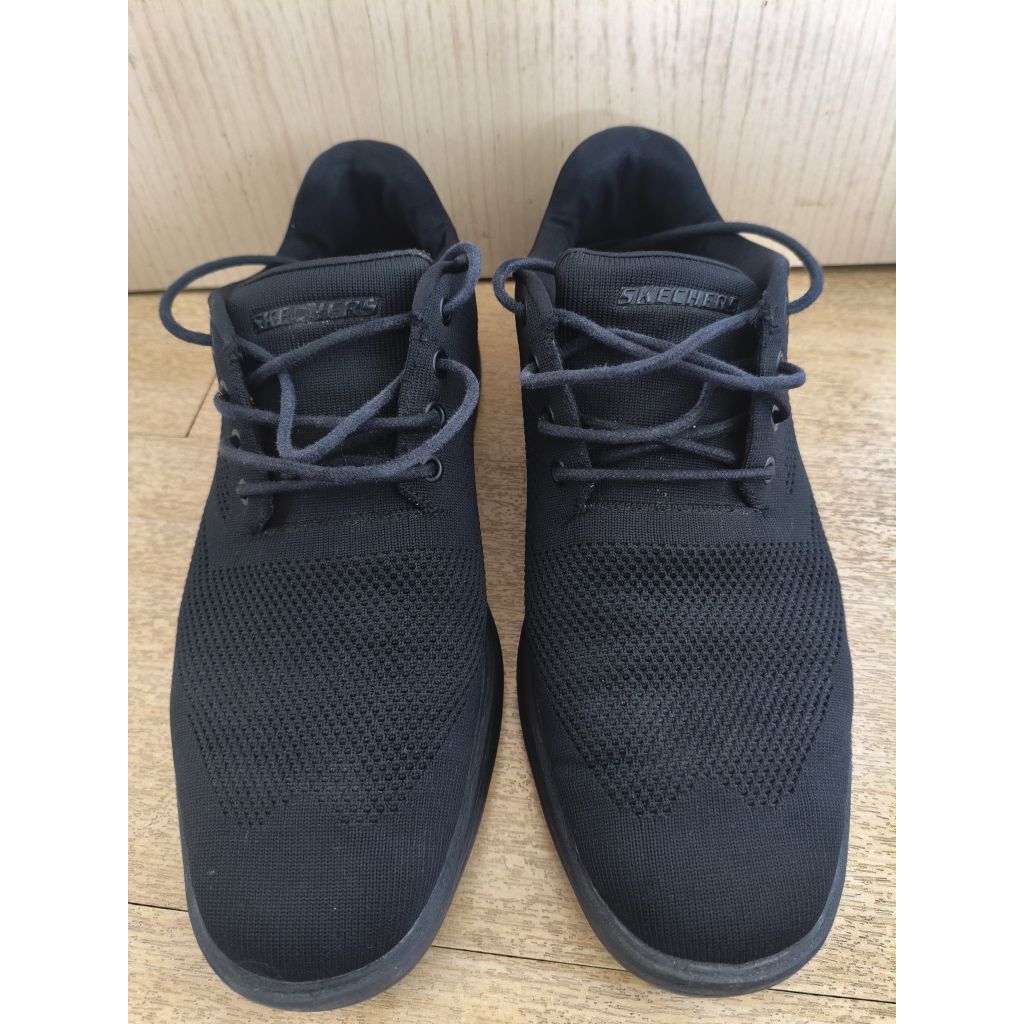 Preloved Skechers men shoes