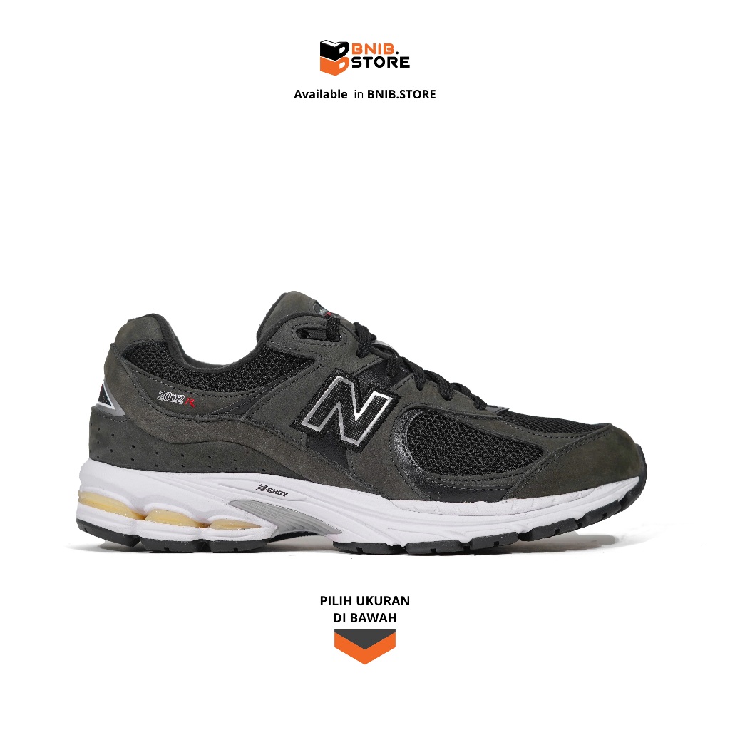Sneakers Pria NB 2002R Black Grey [ML2002RB] Original