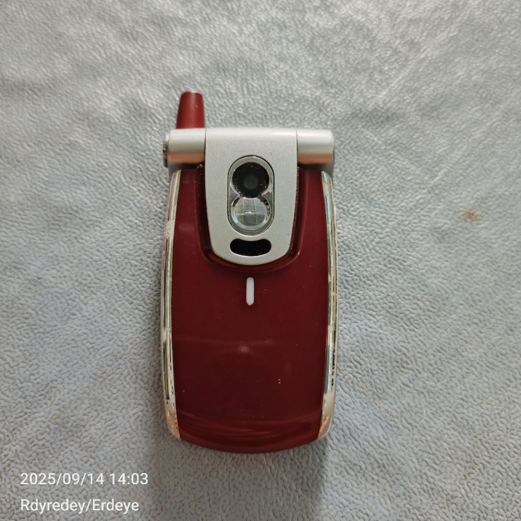 Hp jadul Panasonic EB X400