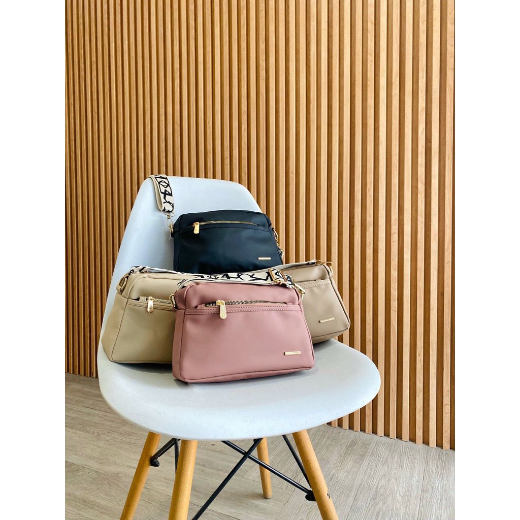 TAS SELEMPANG WANITA PREMIUM FOR DAILY MUAT BANYAK BY AYUCITRA.BAGS