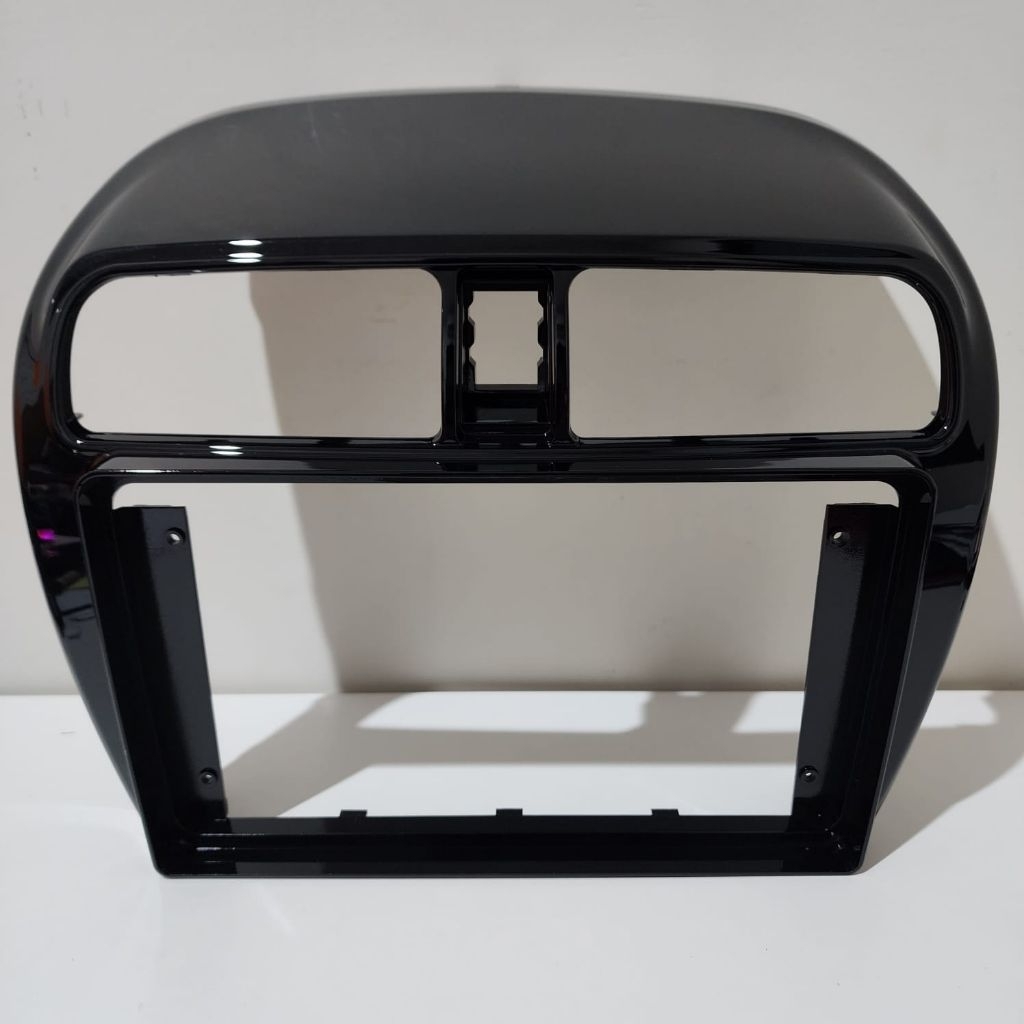 frame head unit android 9 inch mobil mitsubishi mirage hitam glosyy
