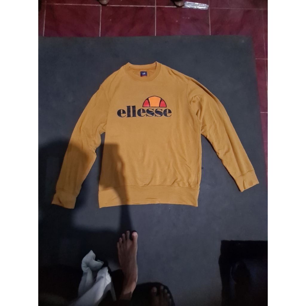 crewneck ellese haritage second,crewneck ellese haritage preloved
