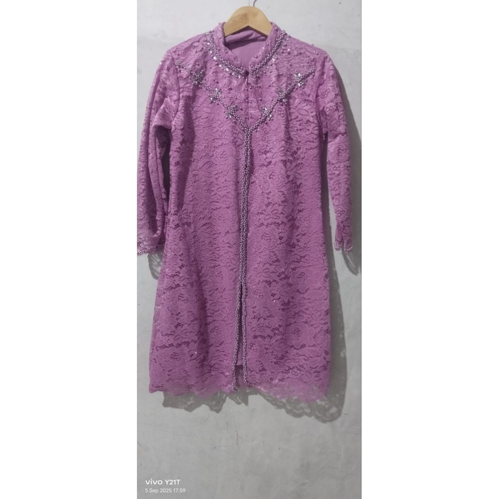 kebaya payet lilac