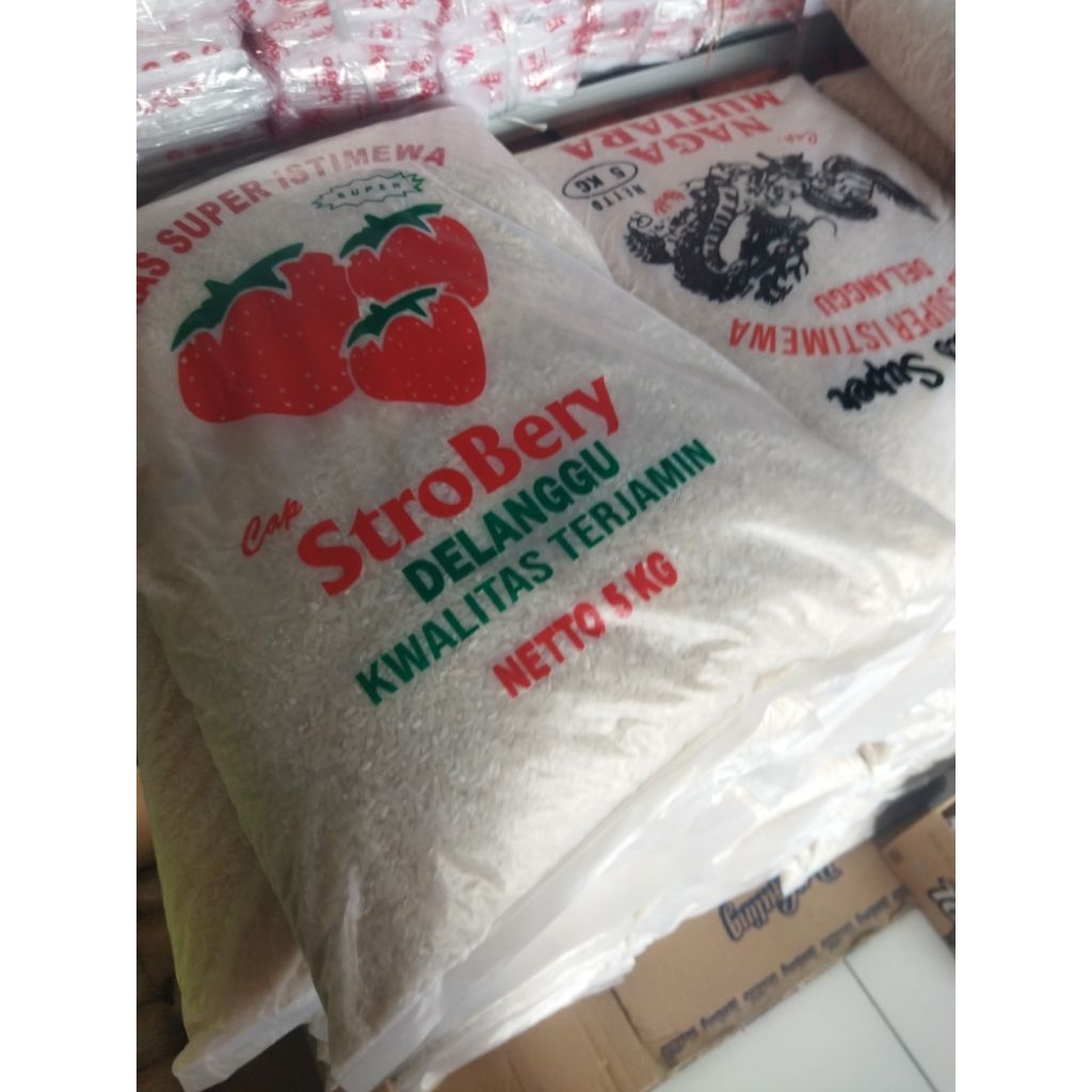 

Beras Delanggu klaten 5 kg