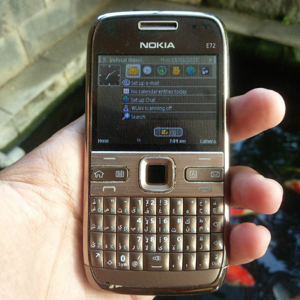 NOKIA E72