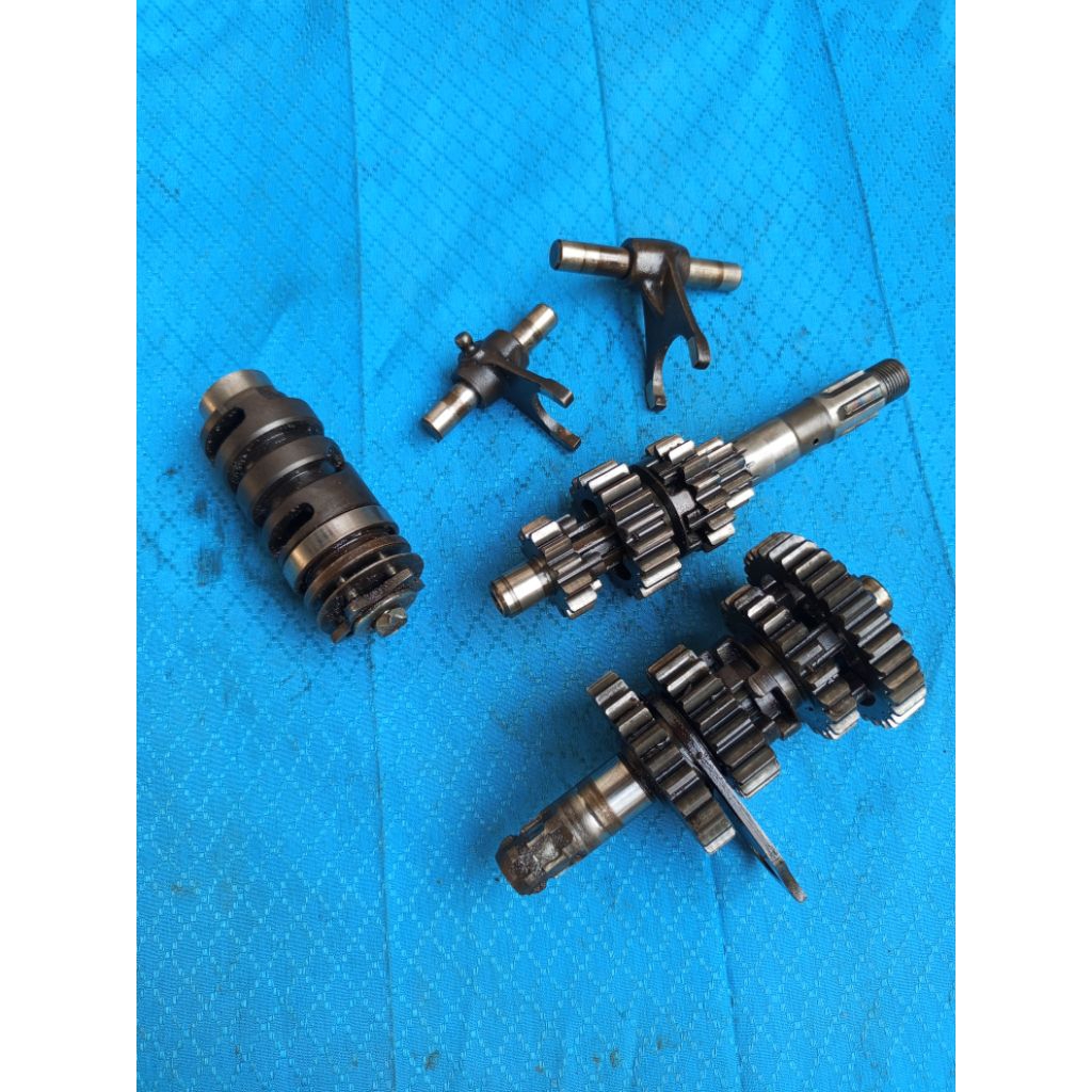 gigi rasio Suzuki smash Titan 115 Original / rasio smash Titan Original copotan