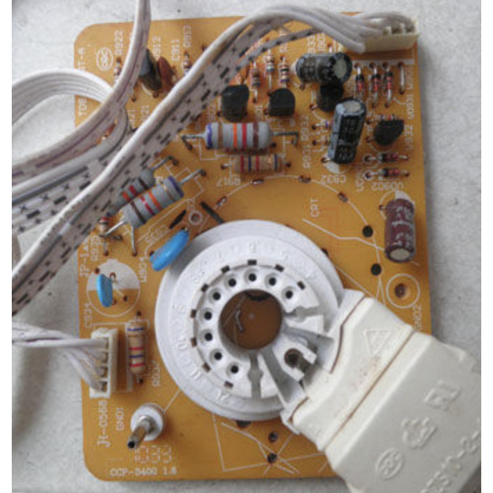 rongsokan elektronik 35