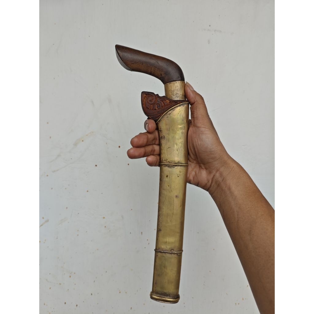 Pusaka Bugis Berpamor, Tua, jenis Toasi