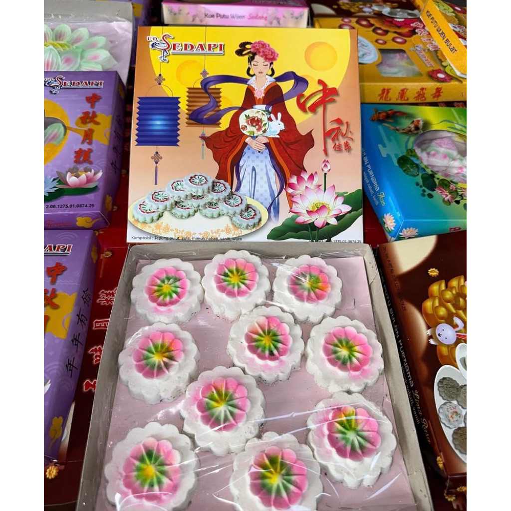 KUE PUTU SEDAPI WIJEN ISI 10