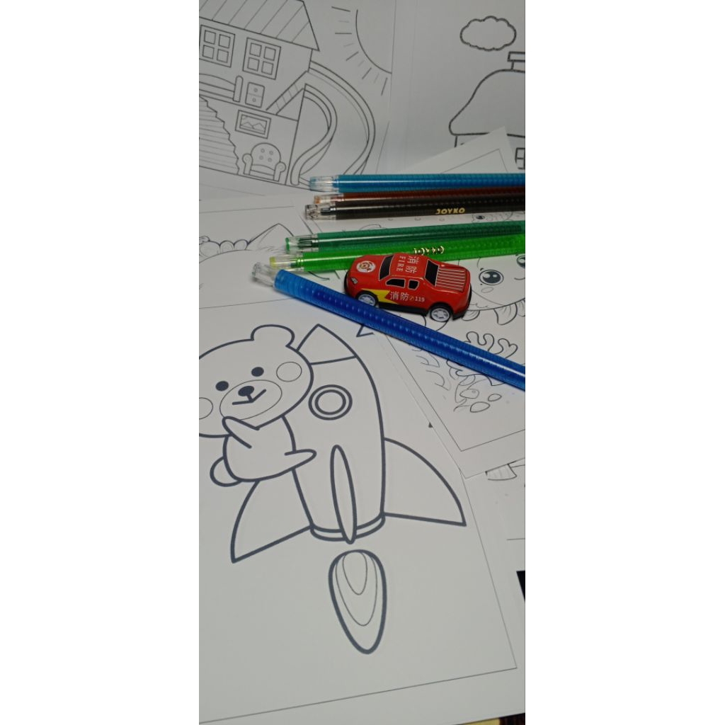 

KERTASMEWARNAIUKURANA4