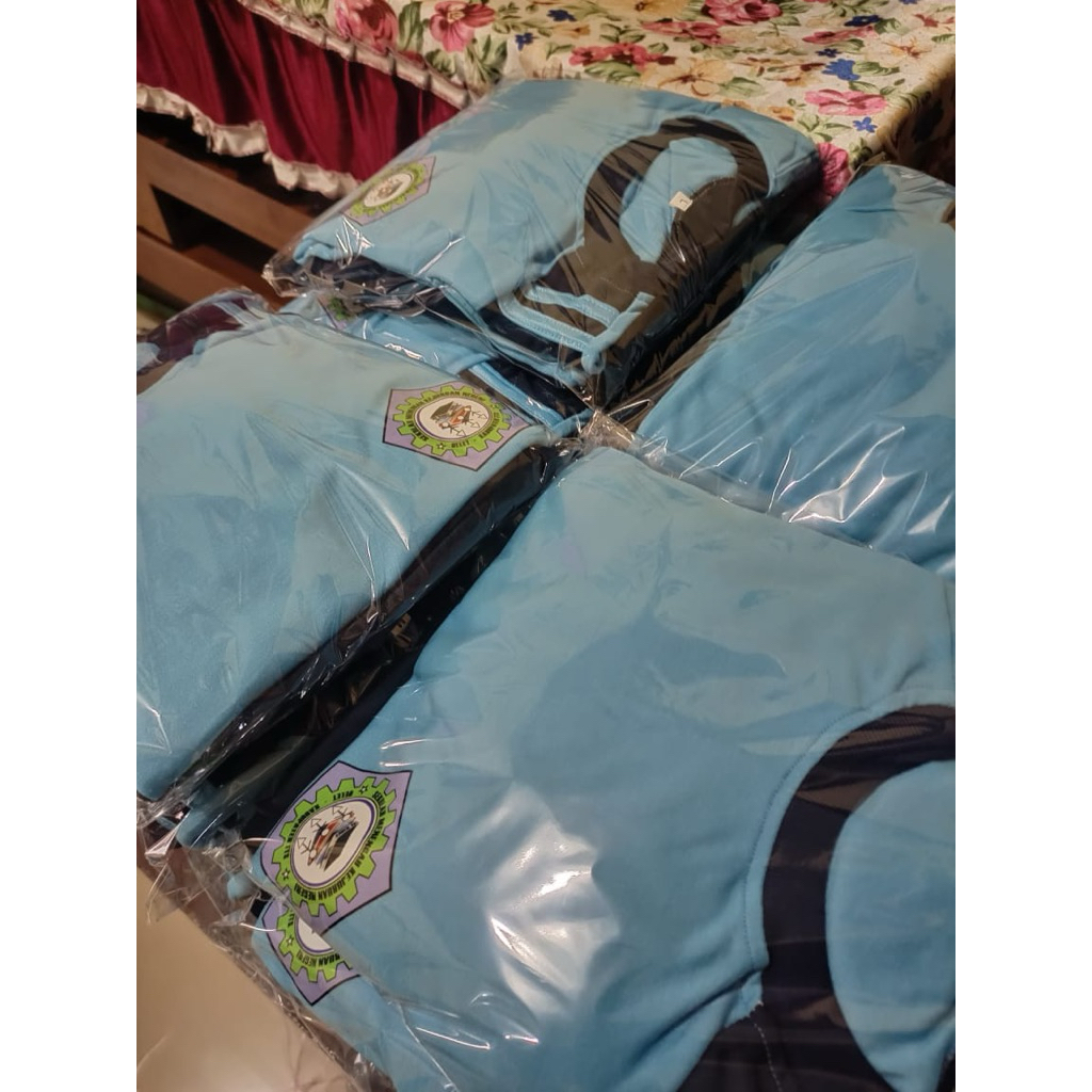 seragam olahraga SMA