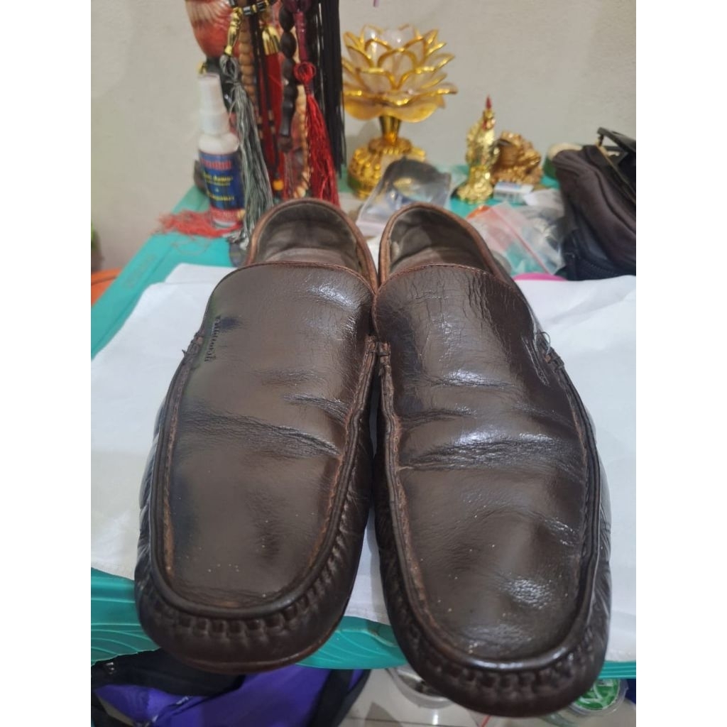 Sepatu branded Oberman uk 40 
Limited edition 
Barang terawat 
Pemakaian pribadi