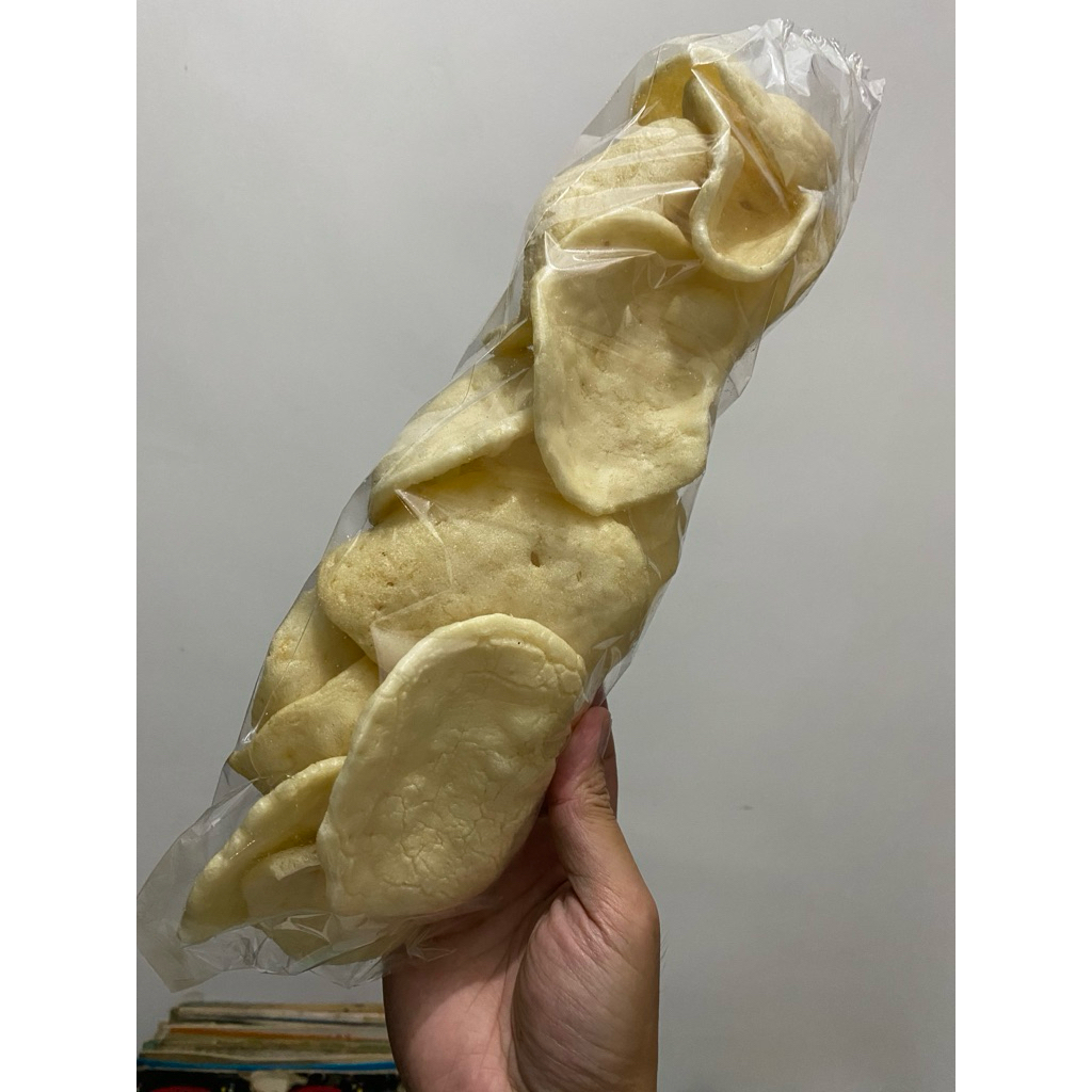 

kerupuk ikan satu renteng jamin enak kalo ga enak balikin retur refund tanpa bahan pengawet