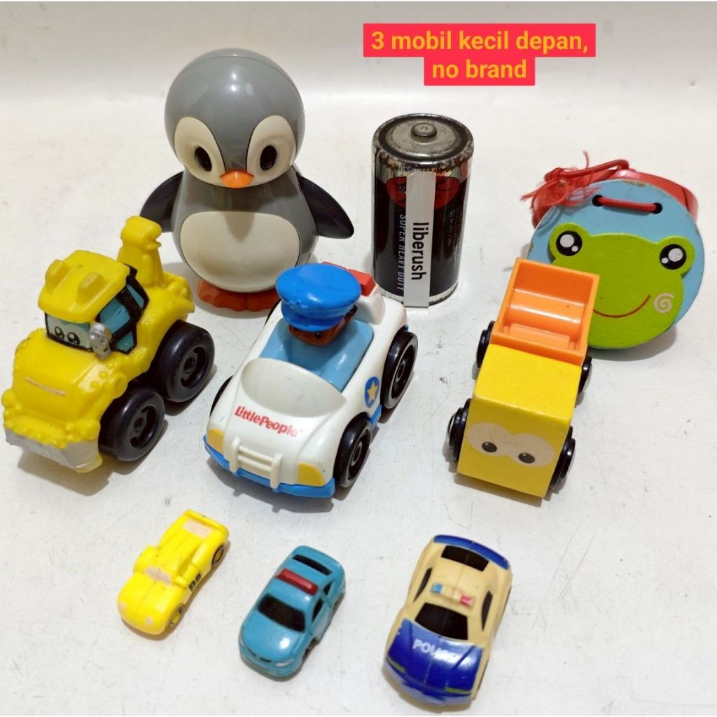 Set tolo penguin figure , little people fisher price , chuck & friends classic , wooden car educatio