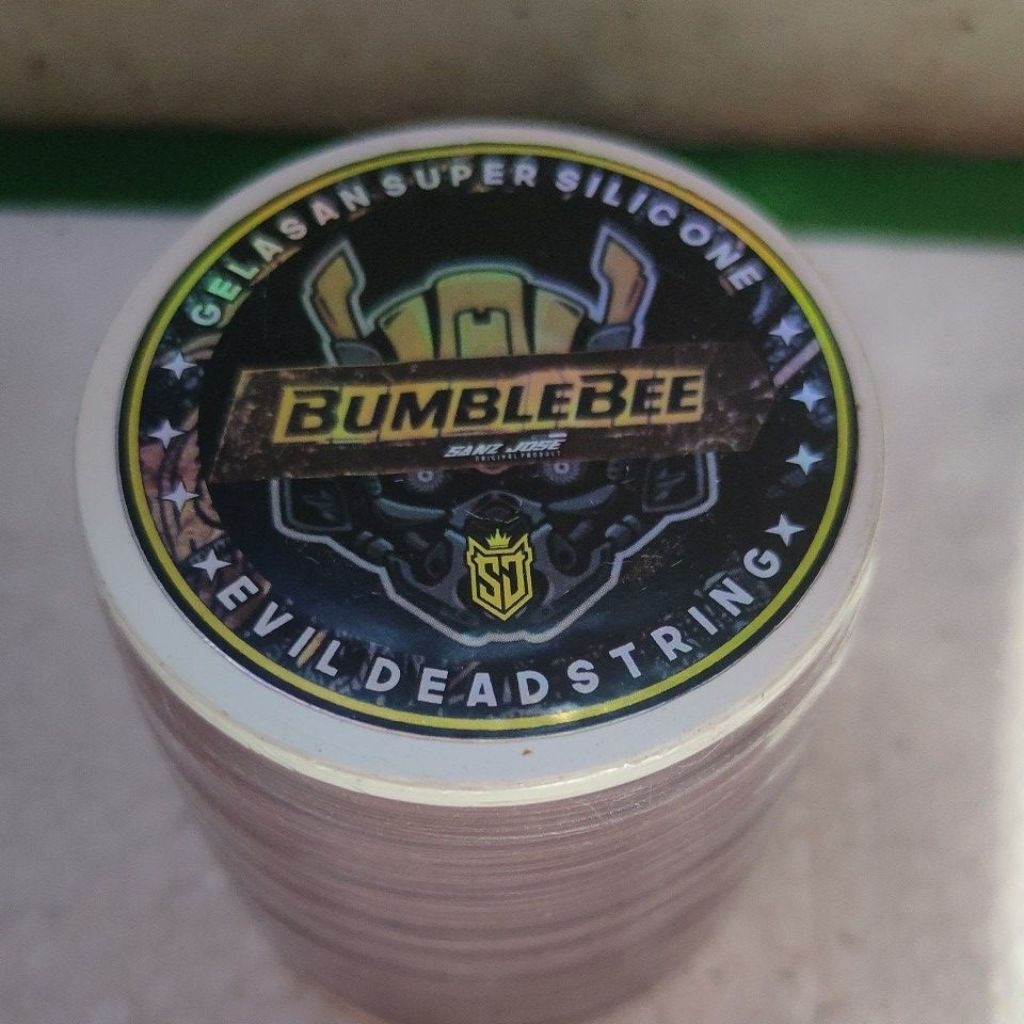 GELASAN BUMBLEBEE by Sanz Jose
