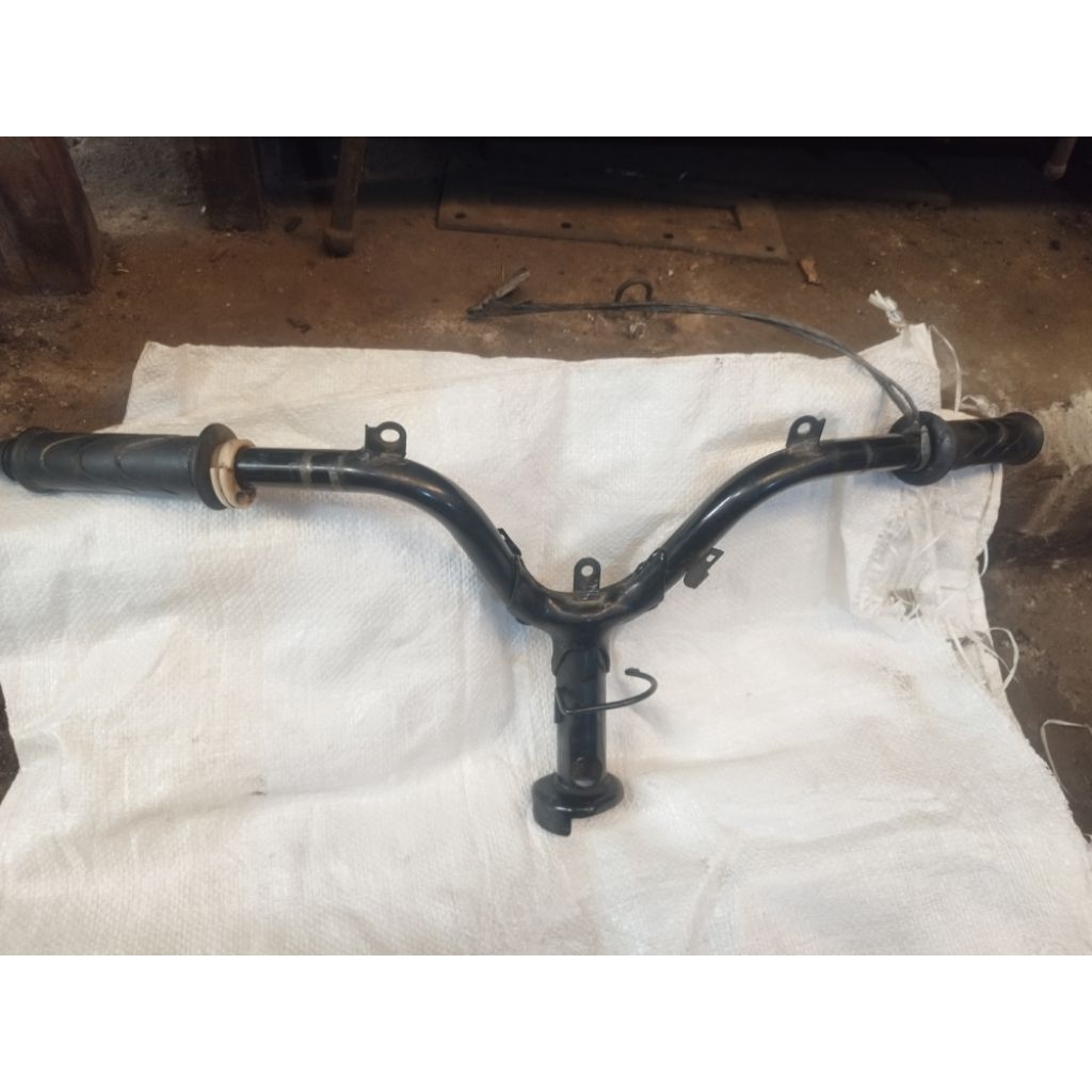 stang setir new Vario 125/150 2018-2023