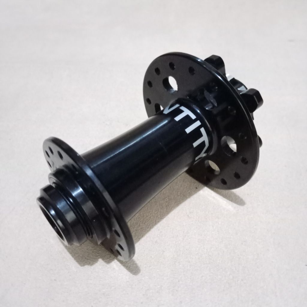 Entity Hub Depan Sepeda TA 15x100mm Boost 32 Hole MTB