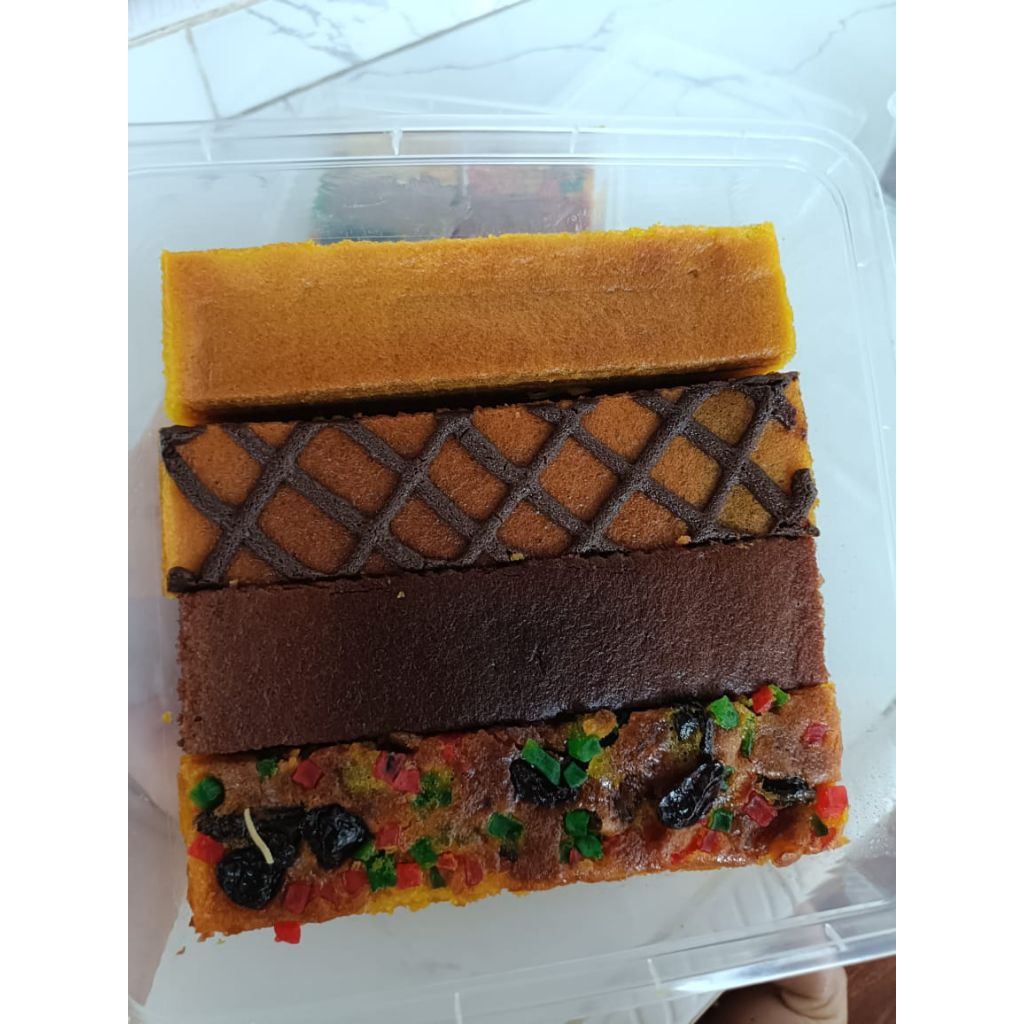 

LAPIS CETAK PONTIANAK (MIX 4 RASA/8 RASA)