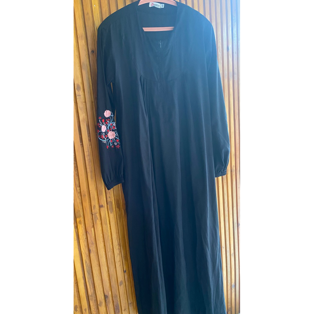 Preloved gamis hagia
