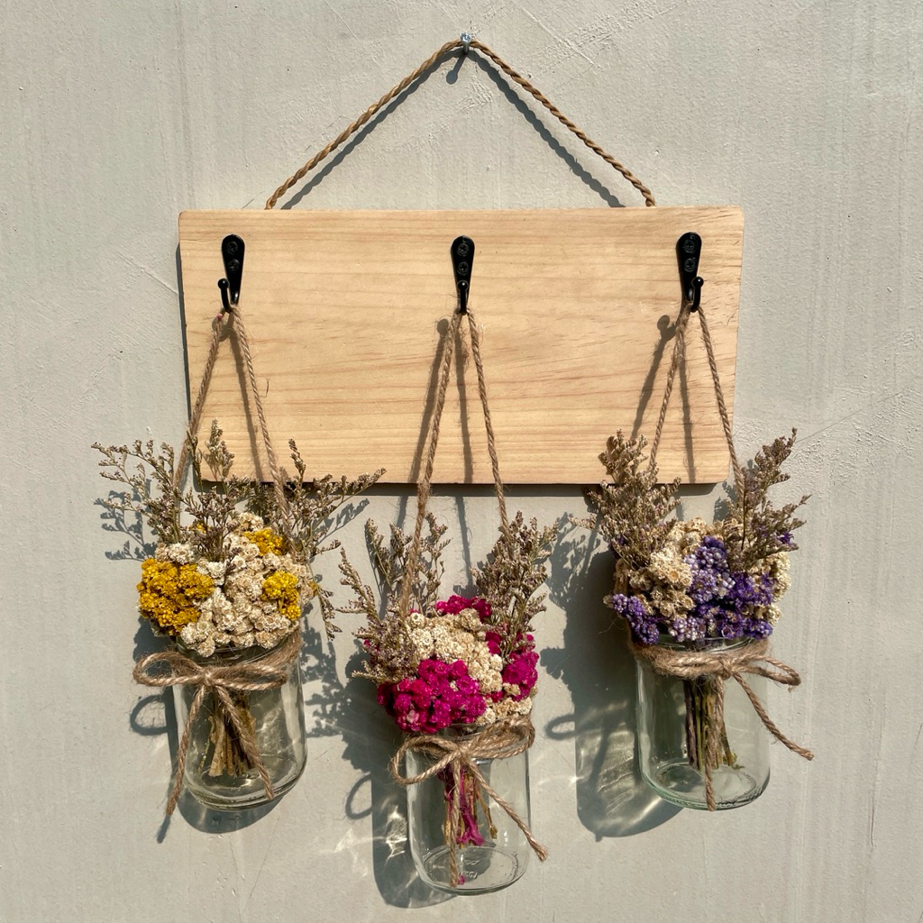 Hiasan dinding | pajangan dinding ruangan tamu