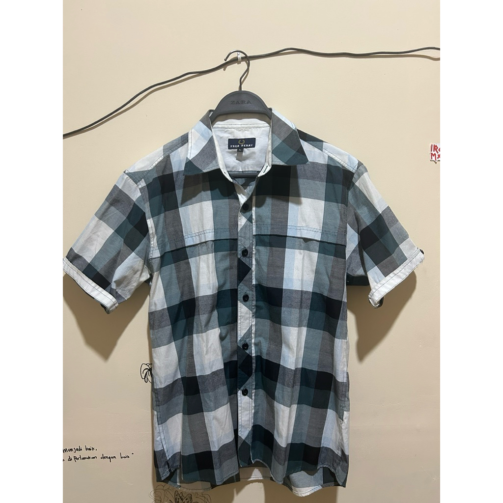 KEMEJA FRED PERRY