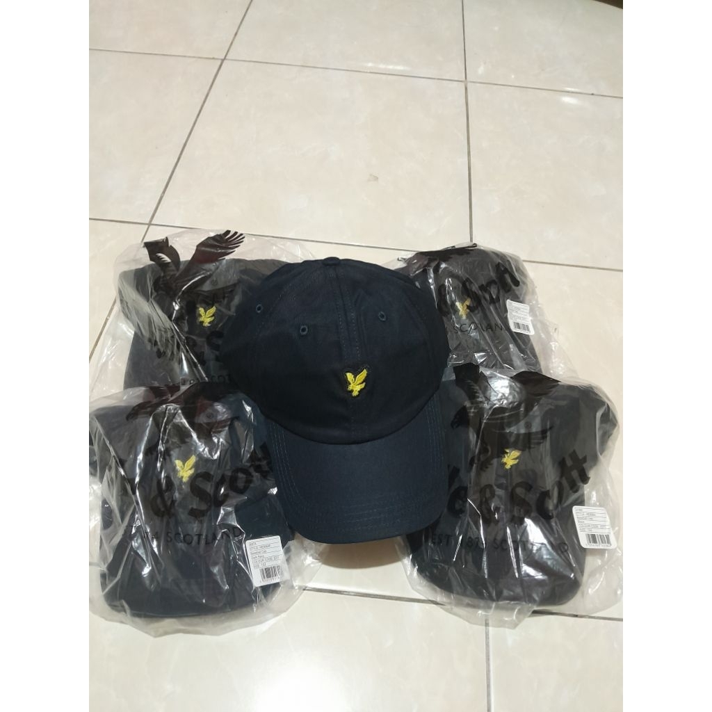 Caps Lyle&Scott