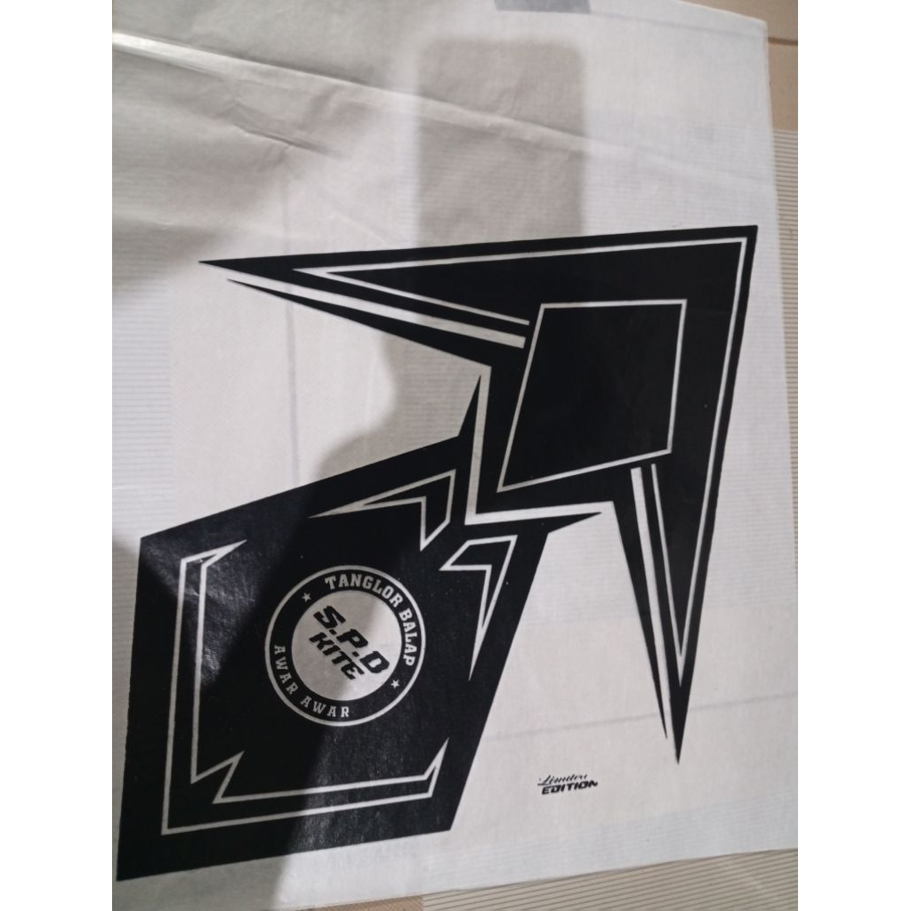 kertas layangan 1 warna