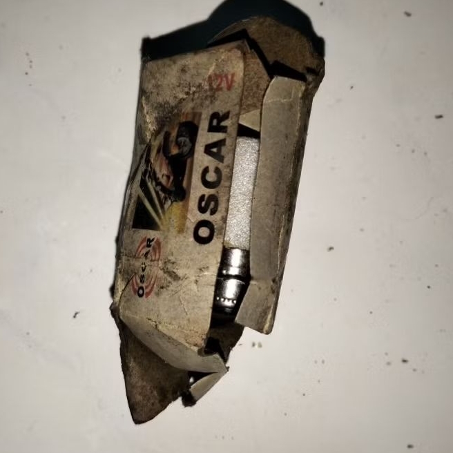 Dop bohlam OSCAR lampu depan motor