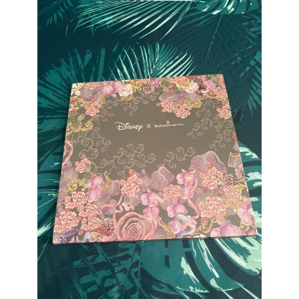 Buttonscarves Alice in wonderland thunderstorm