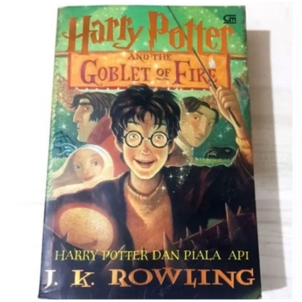 novel bekas HARRY POTTER jilid 4 and the goblet of fire - bahasa Indonesia