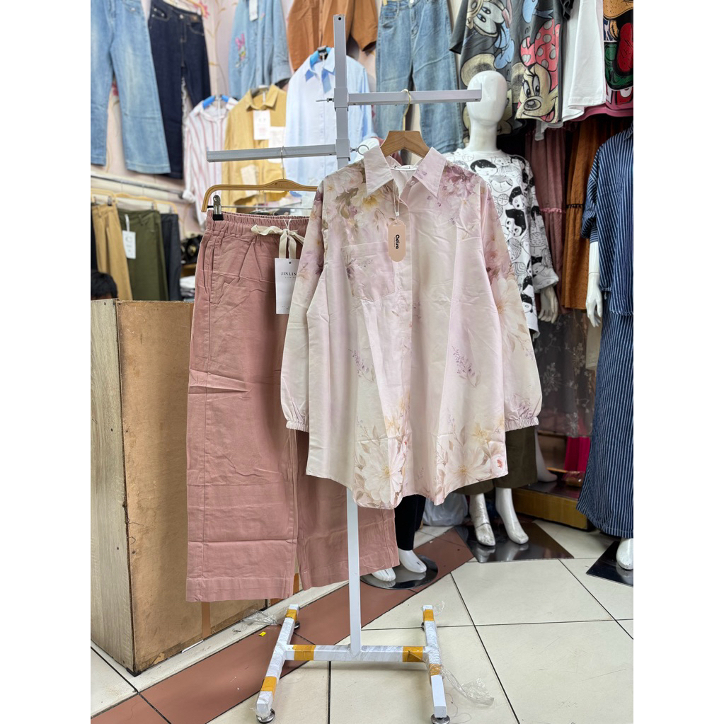 Kemeja katun jepang Adisa (Ld: 114 pj: 80)