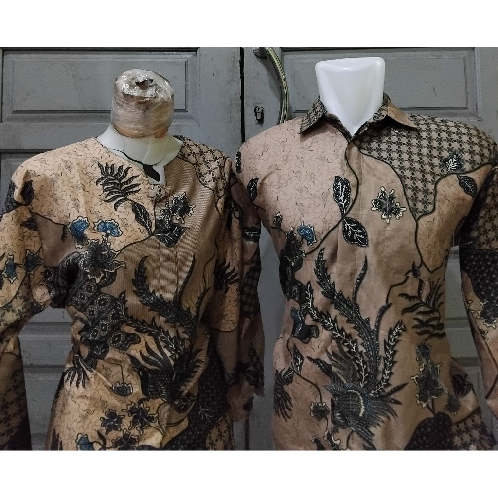 batik pasangan warna coklat muda