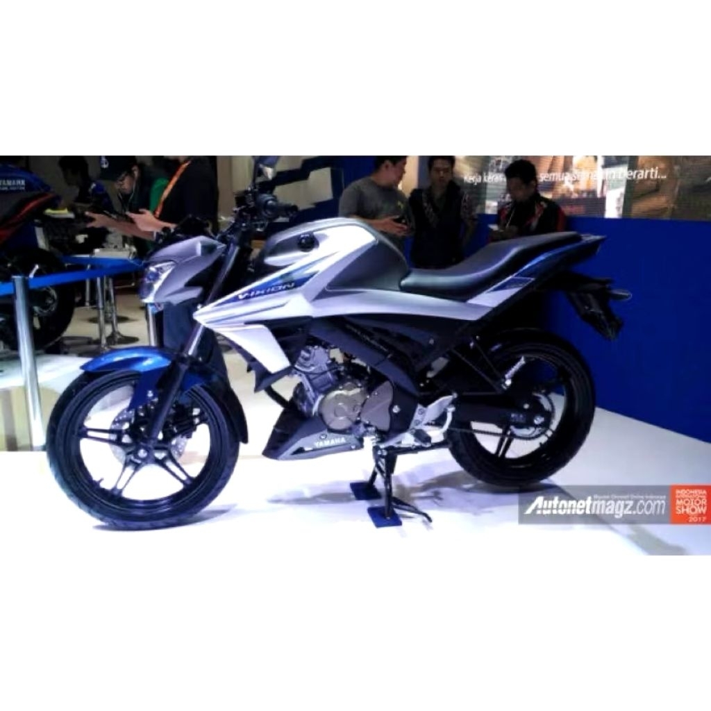 STRIPING LIS STICKER YAMAHA VIXION R 2018 2019 SILVER LIS BIRU STIKER NEW VIXION R SILVER 2018