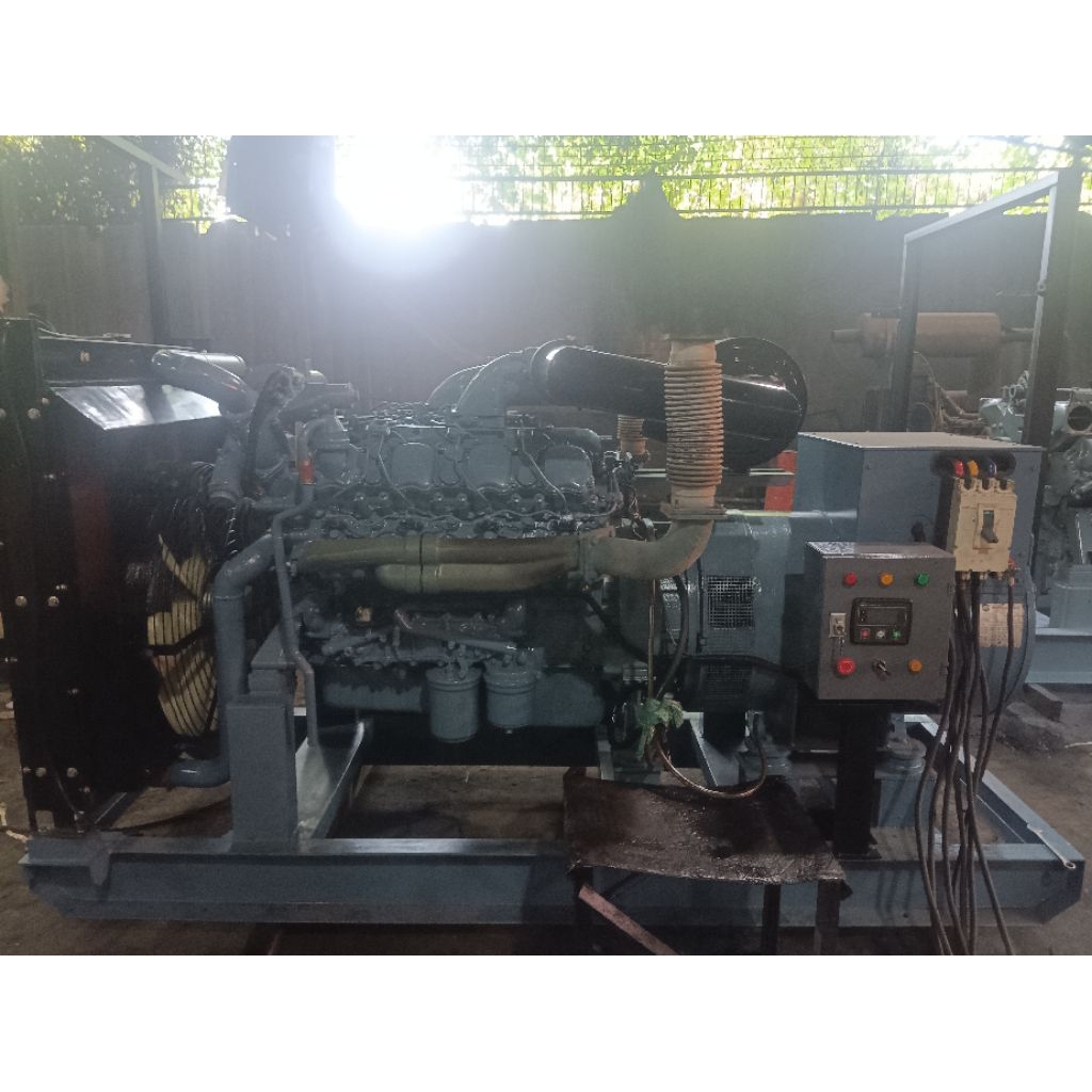 genset mitsubishi 250 kva tipe open second bekas rekondisi