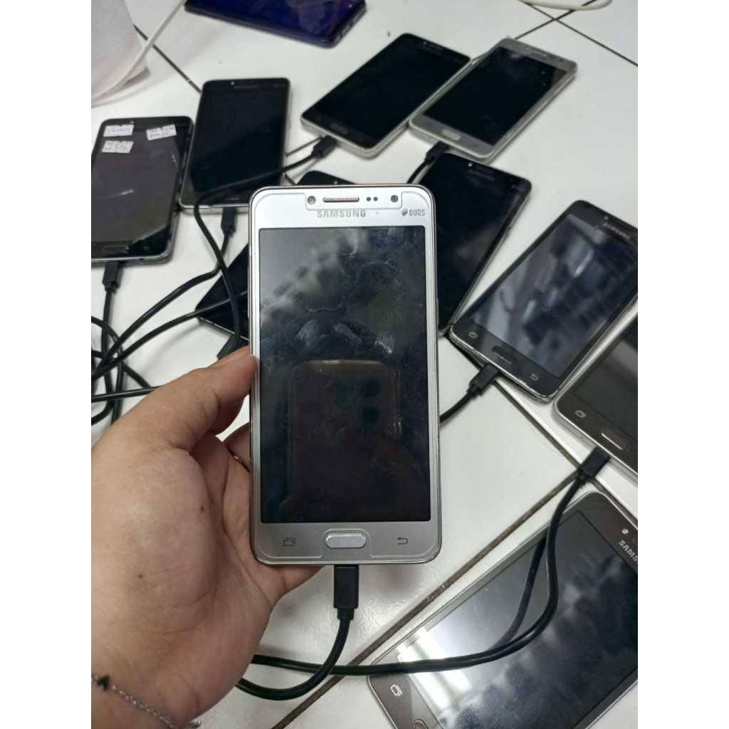 Hp samsung j2 prime Second 4G RAM 2GB / ROM 16GB samsung j2 prime mulus