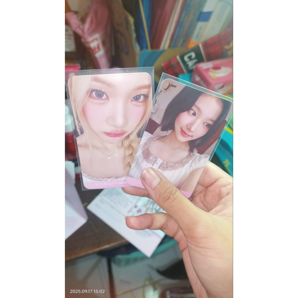 pc photocard jiwoo hearts2hearts x Scarlett