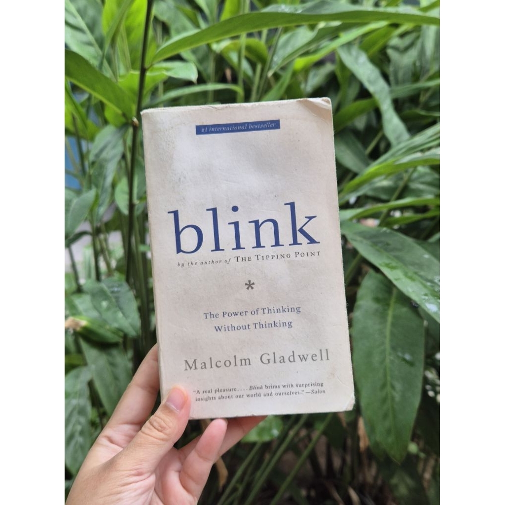 Blink: The Power of Thinking without Thinking by Malcolm Gladwell (Preloved English Original)