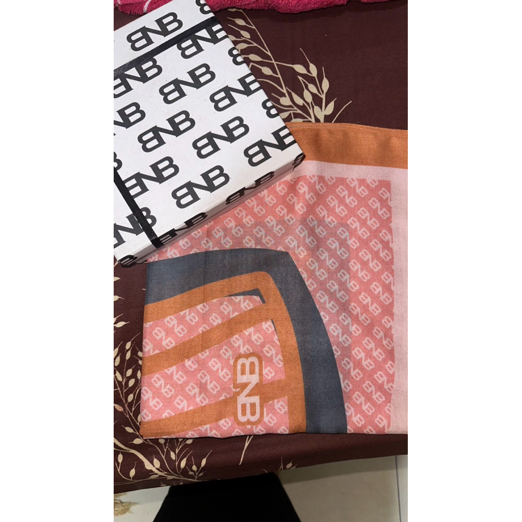 BNB hijab preloved tidak pernah dipakai