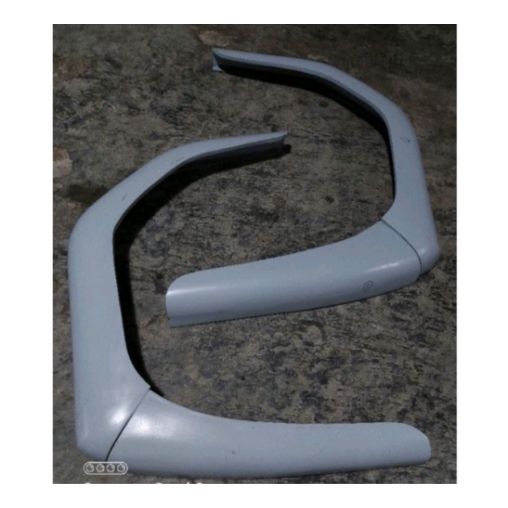 Slebor depan truc canter poxy