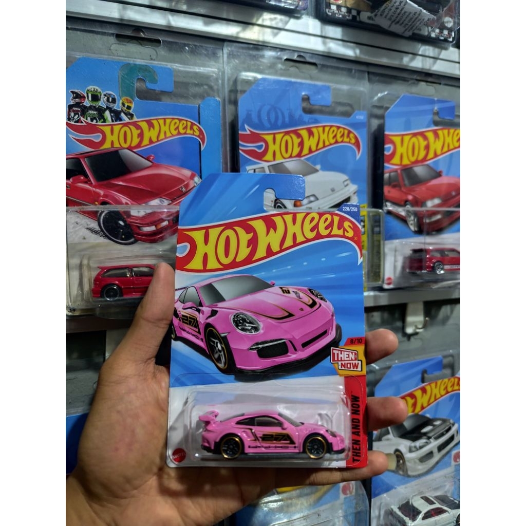 Hot Wheels Porsche 911 GT3 RS