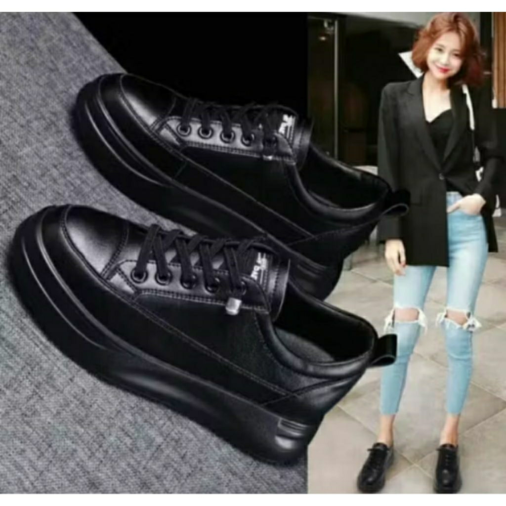 Sepatu Sekolah Wanita Hitam Polos Sepatu Sneakers Wanita Korean Style
