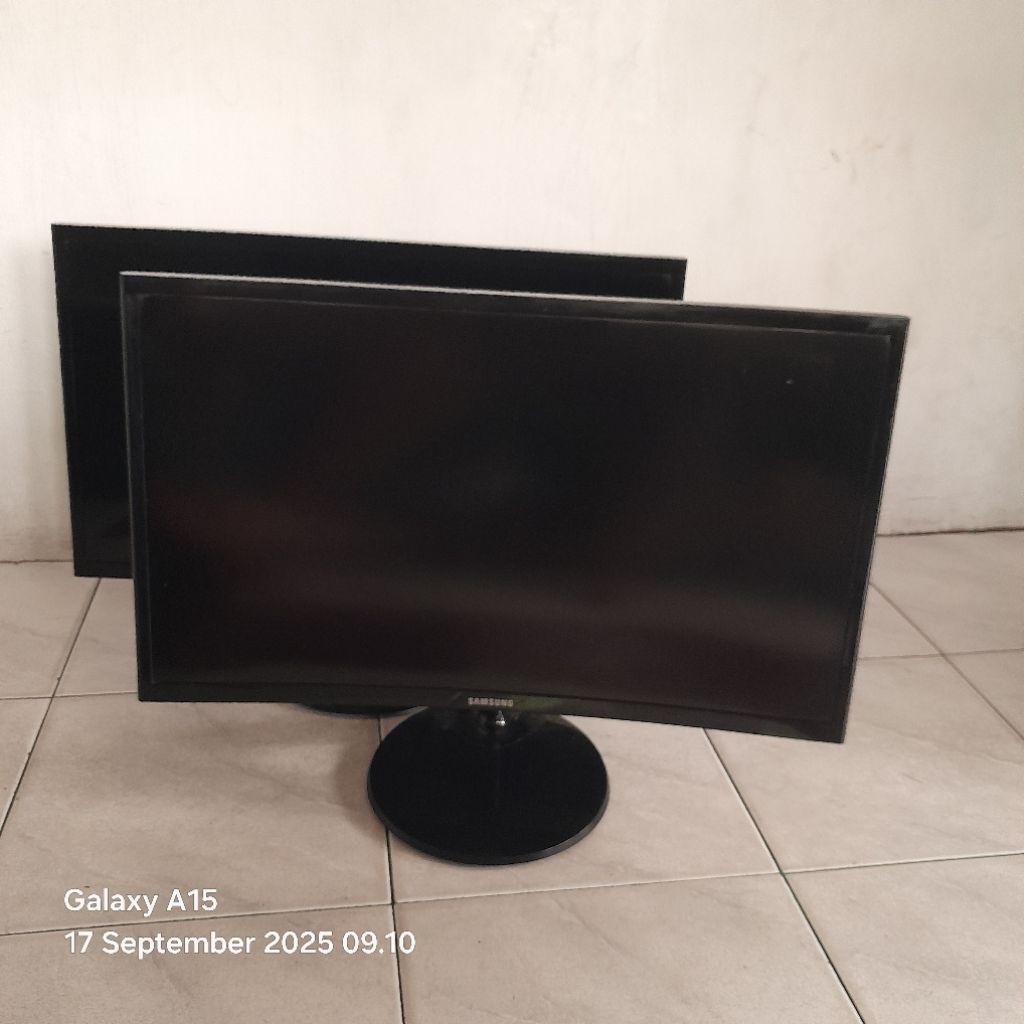 LED SAMSUNG 24" CURVE