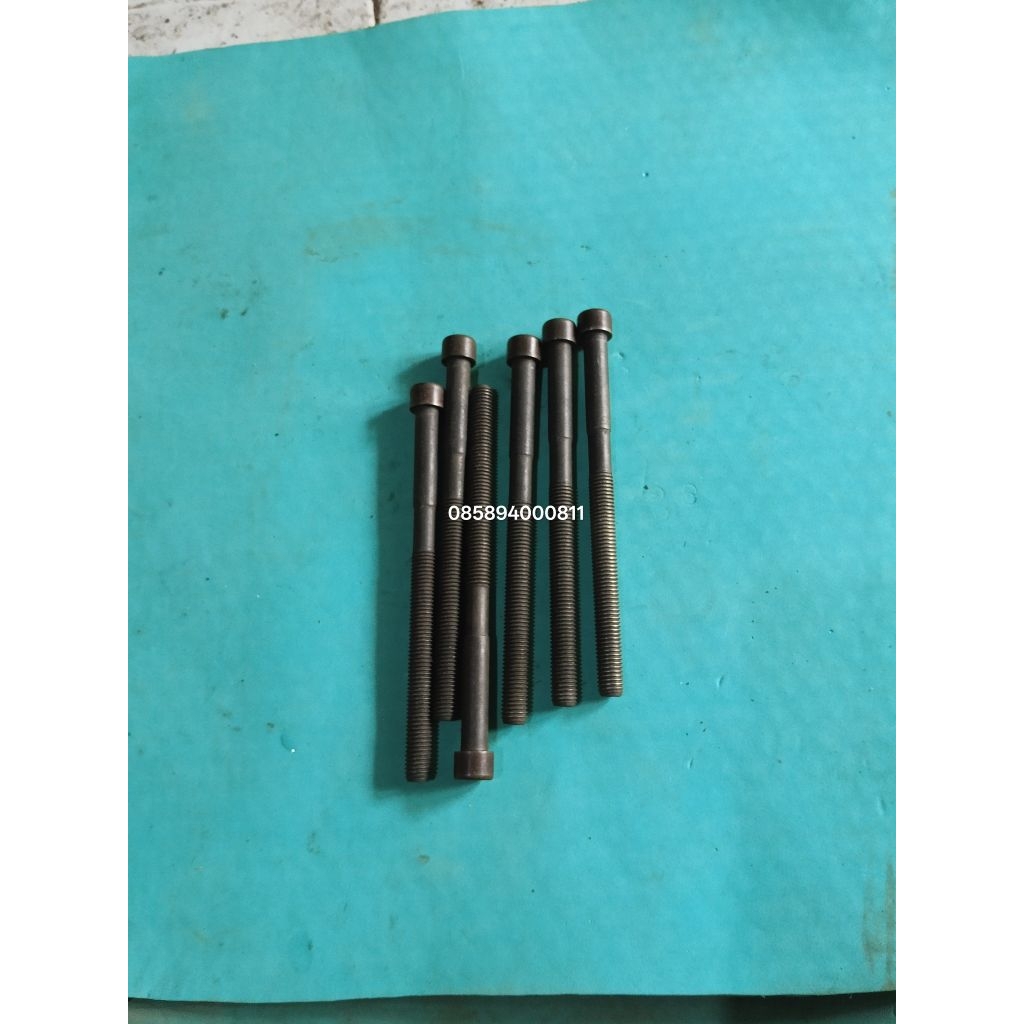 baut silinder head hyundai grand Avega