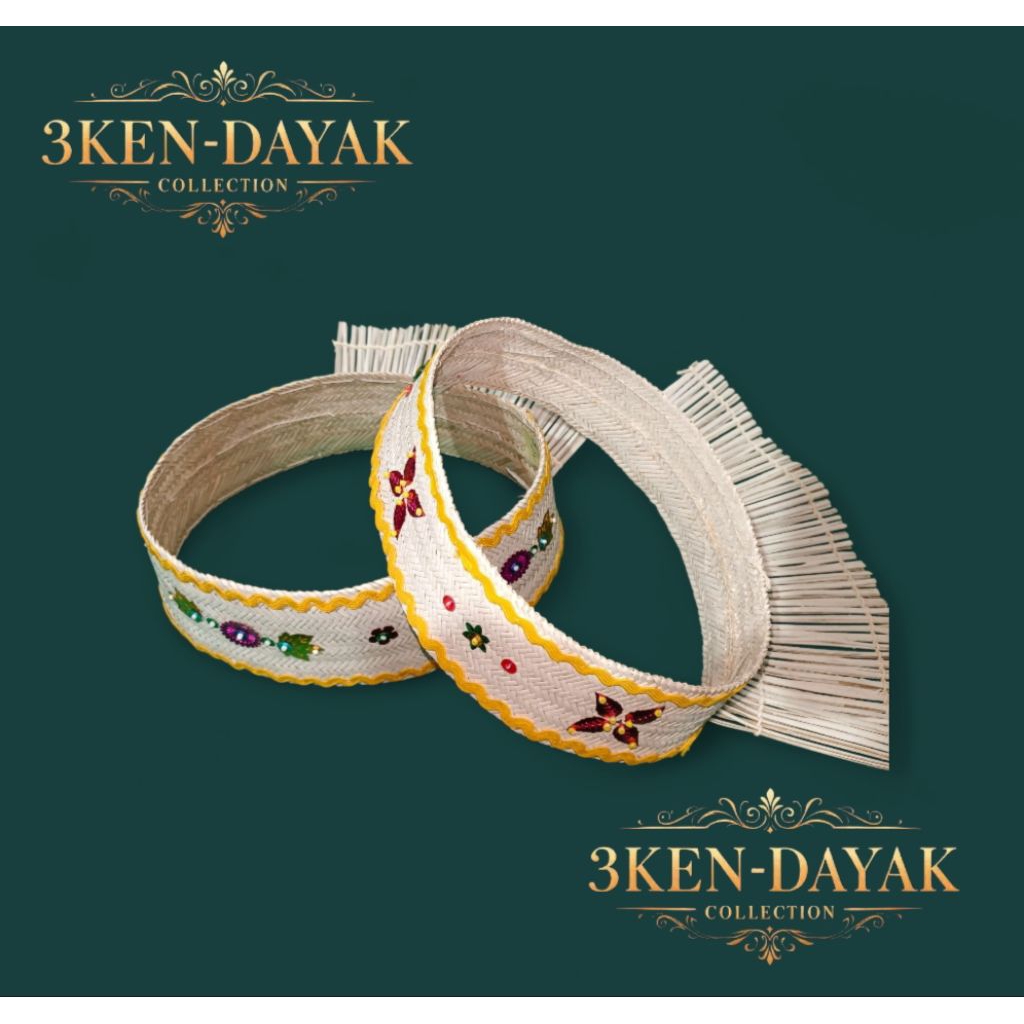 Topi Rotan/Tapung Pek Perempuan Dayak Kalimantan.