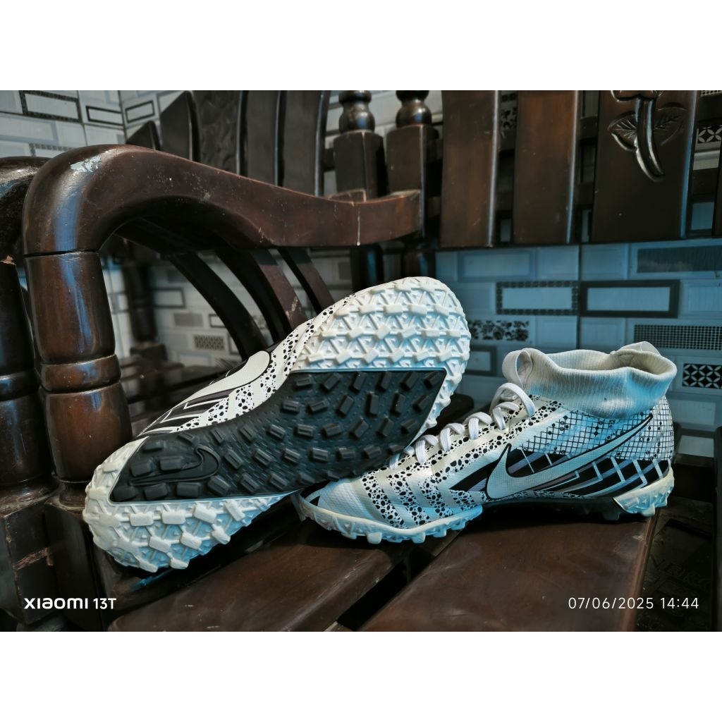Sepatu futsal mini soccer anak size 35 second
