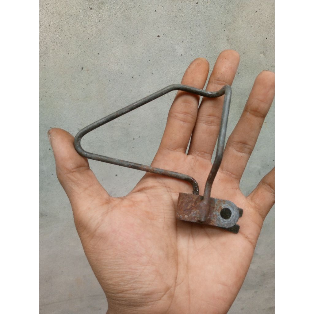 breket pelindung selang rem depan yamaha jupiter z